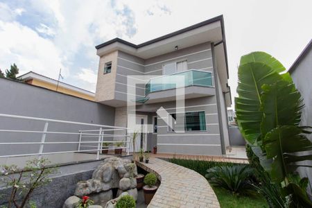 Casa à venda com 300m², 3 quartos e 6 vagasFachada