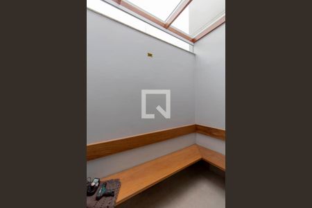 Casa à venda com 300m², 3 quartos e 6 vagasCozinha 