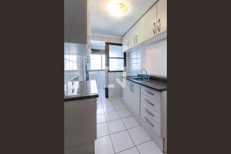 Apartamento para alugar com 80m², 3 quartos e sem vagaCozinha