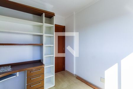 Quarto 1 de apartamento para alugar com 3 quartos, 80m² em Jardim Carvalho, Porto Alegre