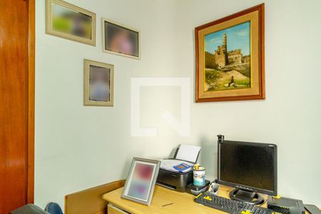 Apartamento à venda com 180m², 4 quartos e 2 vagas Apartamento à venda com 180m², 4 quartos e 2 vagasQuarto 4