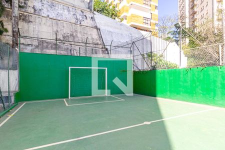 Apartamento à venda com 180m², 4 quartos e 2 vagas Apartamento à venda com 180m², 4 quartos e 2 vagasÁrea comum - Quadra