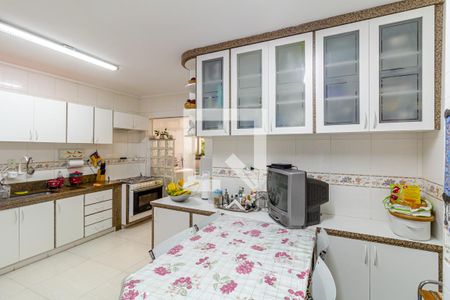 Apartamento à venda com 180m², 4 quartos e 2 vagas Apartamento à venda com 180m², 4 quartos e 2 vagasCozinha