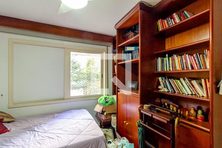 Apartamento à venda com 180m², 4 quartos e 2 vagas Apartamento à venda com 180m², 4 quartos e 2 vagasQuarto 4