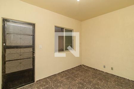 Sala de casa para alugar com 1 quarto, 40m² em Olaria, Rio de Janeiro