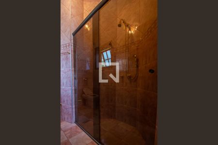 Casa à venda com 400m², 4 quartos e 4 vagasBanheiro da Suíte 4