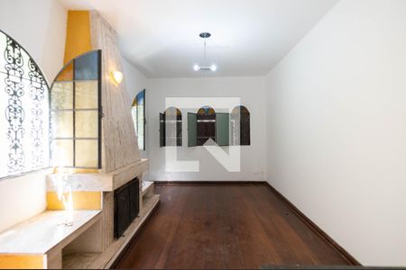 Sala de casa à venda com 3 quartos, 200m² em São Domingos, São Paulo