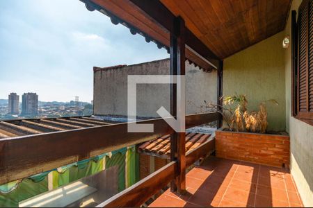 Casa à venda com 200m², 3 quartos e 2 vagasVaranda