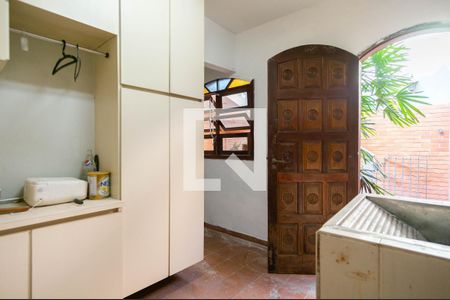 Casa à venda com 200m², 3 quartos e 2 vagasÁrea de Serviço