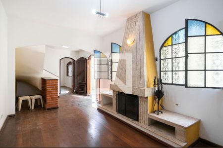 Sala de casa à venda com 3 quartos, 200m² em São Domingos, São Paulo