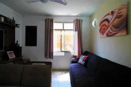 Sala de apartamento para alugar com 2 quartos, 48m² em Inhauma, Rio de Janeiro