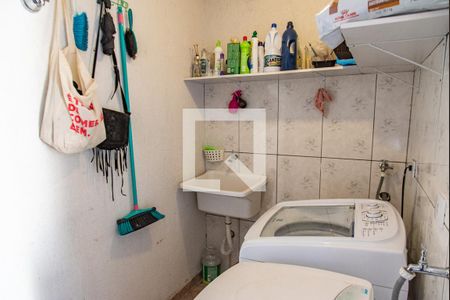 Casa à venda com 185m², 3 quartos e 2 vagasÁrea de serviço