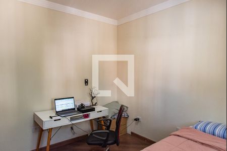 Casa à venda com 185m², 3 quartos e 2 vagasQuarto 2