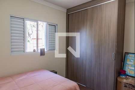 Casa à venda com 185m², 3 quartos e 2 vagasQuarto 2