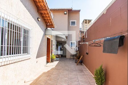 Casa à venda com 185m², 3 quartos e 2 vagasQuintal