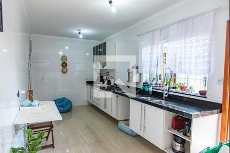 Casa à venda com 185m², 3 quartos e 2 vagasCozinha