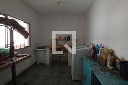 Casa à venda com 478m², 3 quartos e 5 vagasÁrea de Serviço