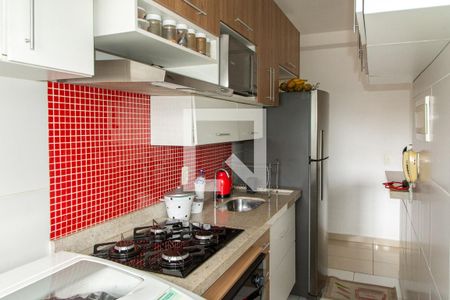 Cozinha de apartamento para alugar com 3 quartos, 57m² em Jardim Cocaia, Guarulhos