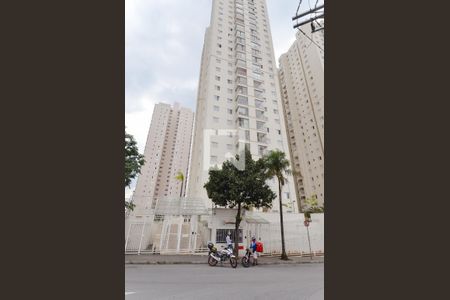 Apartamento para alugar com 75m², 2 quartos e 2 vagasFachada do Condomínio