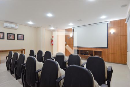 Apartamento para alugar com 75m², 2 quartos e 2 vagasCinema