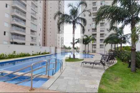 Apartamento para alugar com 75m², 2 quartos e 2 vagasÁrea comum - Piscina