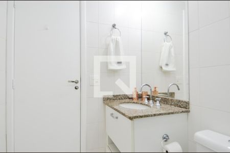 Apartamento para alugar com 75m², 2 quartos e 2 vagasBanheiro Social
