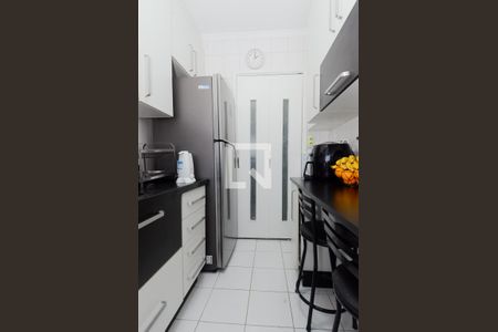 Apartamento para alugar com 75m², 2 quartos e 2 vagasCozinha