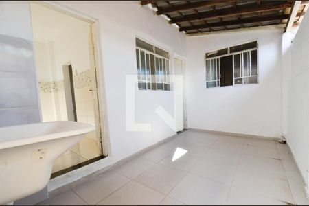 Casa para alugar com 60m², 2 quartos e sem vaga Casa para alugar com 60m², 2 quartos e sem vagaVaranda de servico