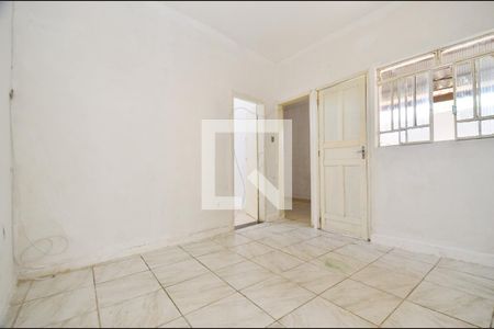 Casa para alugar com 60m², 2 quartos e sem vaga Casa para alugar com 60m², 2 quartos e sem vagaSala