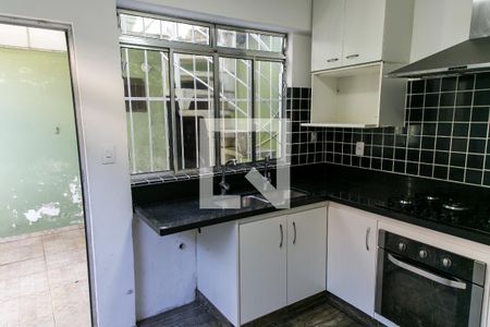 Casa para alugar com 143m², 3 quartos e 2 vagasCozinha