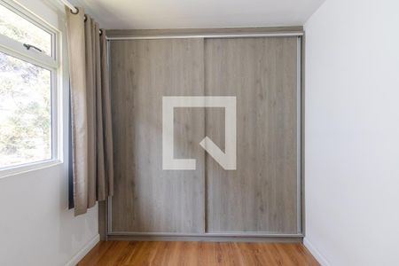 Quarto 2 de apartamento para alugar com 2 quartos, 48m² em Campo de Santana, Curitiba