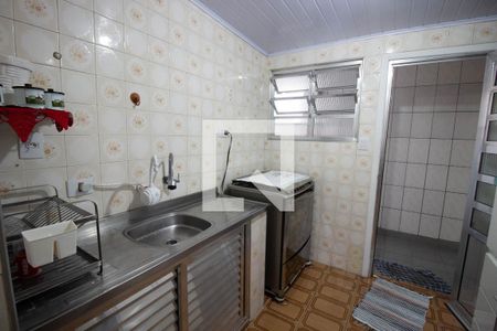 Casa à venda com 244m², 4 quartos e 2 vagas Casa à venda com 244m², 4 quartos e 2 vagasCozinha