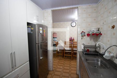 Casa à venda com 244m², 4 quartos e 2 vagas Casa à venda com 244m², 4 quartos e 2 vagasCozinha