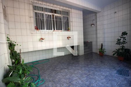 Casa à venda com 244m², 4 quartos e 2 vagas