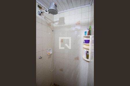 Casa à venda com 244m², 4 quartos e 2 vagas Casa à venda com 244m², 4 quartos e 2 vagasBanheiro Quarto de Serviço