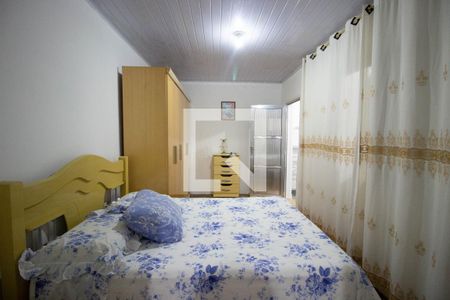 Casa à venda com 244m², 4 quartos e 2 vagas Casa à venda com 244m², 4 quartos e 2 vagasQuarto 2
