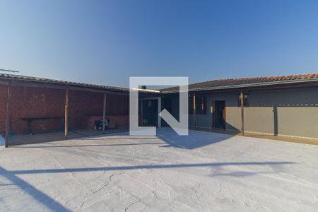 Casa à venda com 120m², 4 quartos e 1 vaga Casa à venda com 120m², 4 quartos e 1 vagaPátio