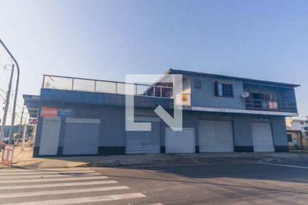 Casa à venda com 120m², 4 quartos e 1 vaga Casa à venda com 120m², 4 quartos e 1 vagaFachada