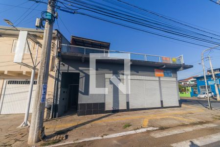 Casa à venda com 120m², 4 quartos e 1 vaga Casa à venda com 120m², 4 quartos e 1 vagaFachada