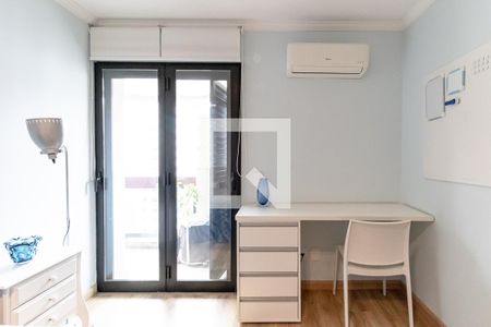 Apartamento à venda com 150m², 3 quartos e 2 vagasQuarto 2