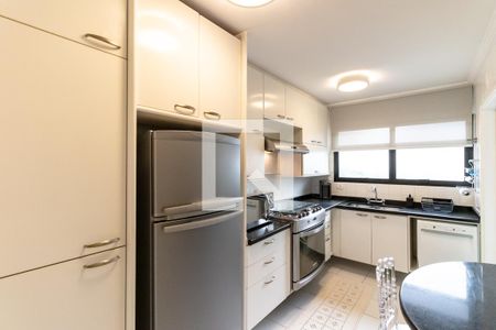 Apartamento à venda com 150m², 3 quartos e 2 vagasCozinha