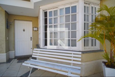 Apartamento à venda com 252m², 4 quartos e 4 vagasFachada