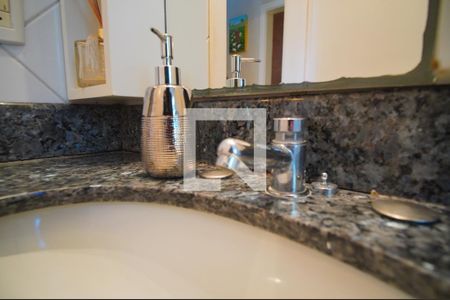 Apartamento à venda com 252m², 4 quartos e 4 vagasBanheiro Corredor