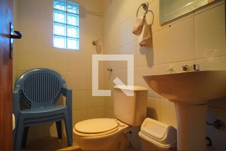 Apartamento à venda com 252m², 4 quartos e 4 vagasBanheiro de Serviço