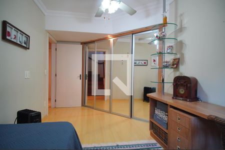 Apartamento à venda com 252m², 4 quartos e 4 vagasQuarto 2