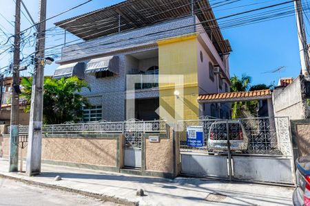 Casa para alugar com 120m², 3 quartos e 3 vagasFachada