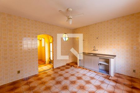 Casa para alugar com 120m², 3 quartos e 3 vagasCozinha