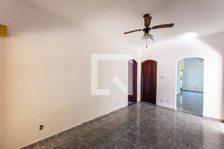 Casa para alugar com 120m², 3 quartos e 3 vagasCopa