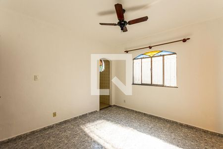 Casa para alugar com 120m², 3 quartos e 3 vagassuíte