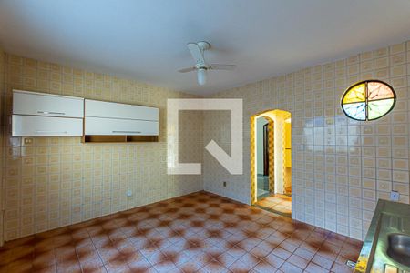 Casa para alugar com 120m², 3 quartos e 3 vagasCozinha